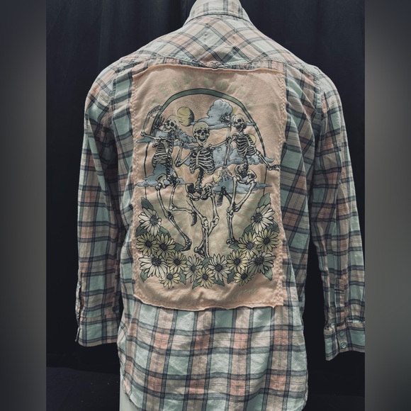 Mudd Pink and Gray Plaid Shirt - Picture 1 of 4
